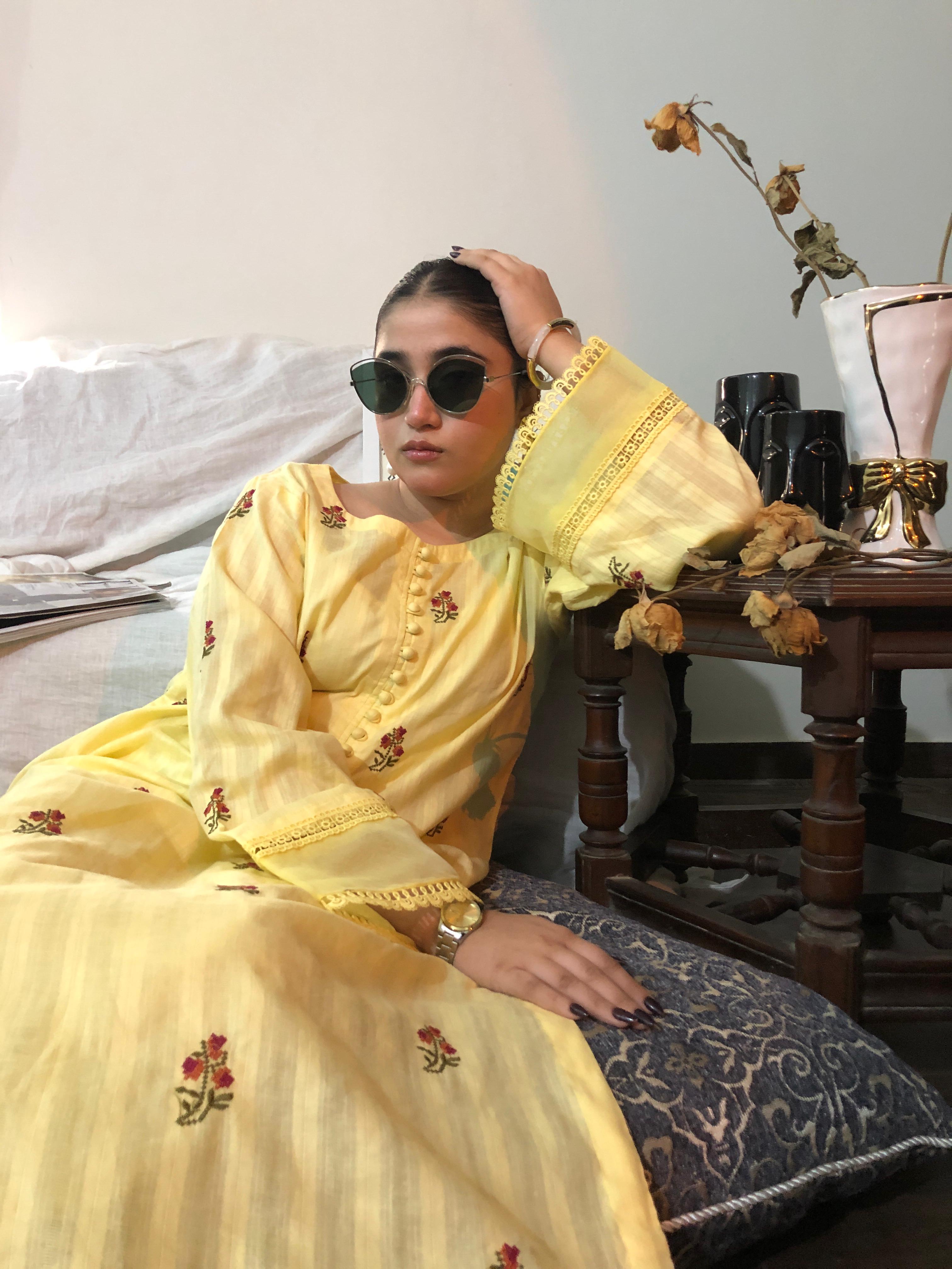 Embroidered Yellow Floral Suit - GULZAHR